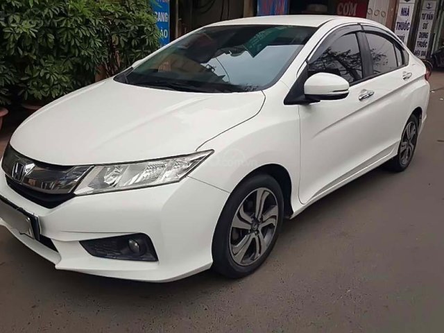 Xe Honda City sản xuất 2014, màu trắng số tự động