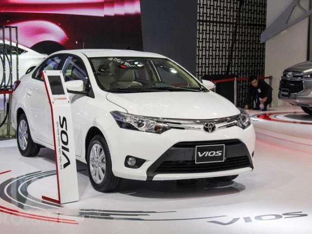 Mua xe giá rẻ - Giao tận nhà với chiếc Toyota Vios E CVT, sản xuất 2019, tặng phụ kiện chính hãng0