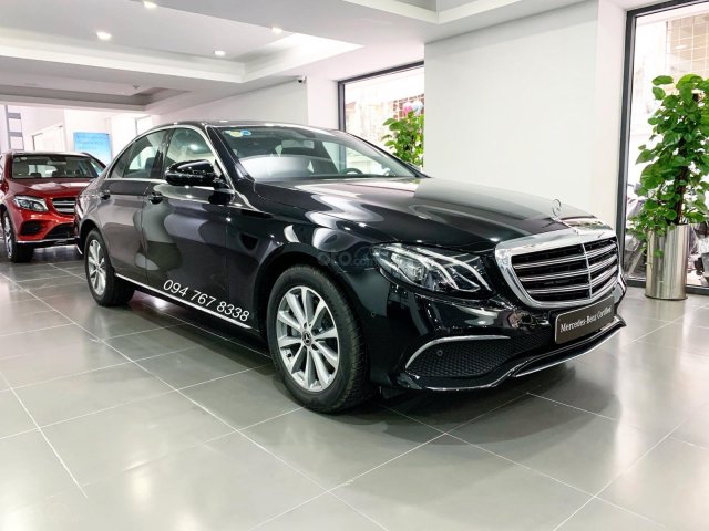 Xe đã qua sử dụng chính hãng - Mercedes E200 2020 siêu lướt giá giảm sốc