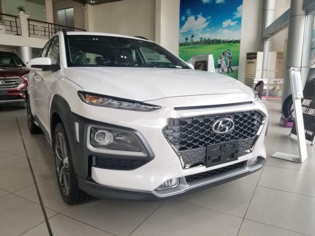 Bán xe Hyundai Kona năm sản xuất 2020, màu trắng, giá cạnh tranh0