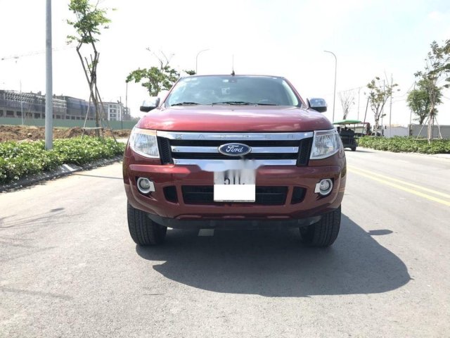 Cần bán xe Ford Ranger XLT 4x4 2.2MT sản xuất 2014, giá tốt