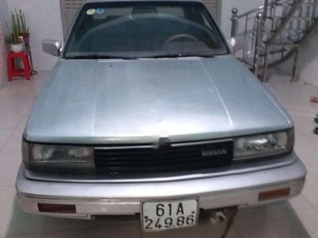 Bán xe Nissan Bluebird sản xuất năm 1988, màu bạc