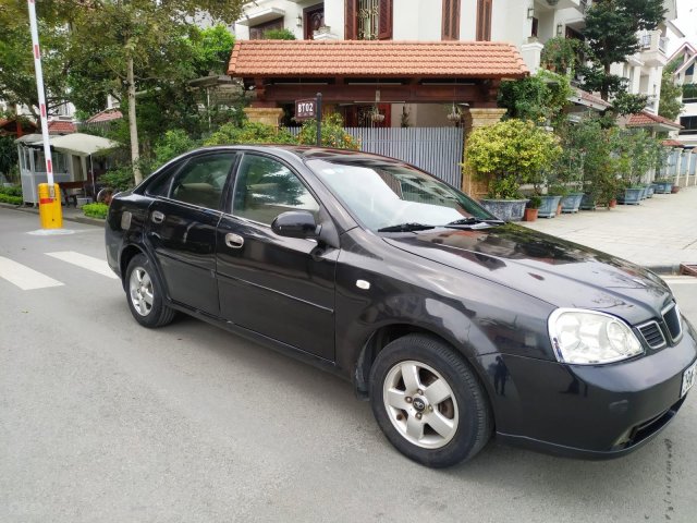 Chính chủ cần bán xe Daewoo Lacetti năm sản xuất 2008, màu đen0