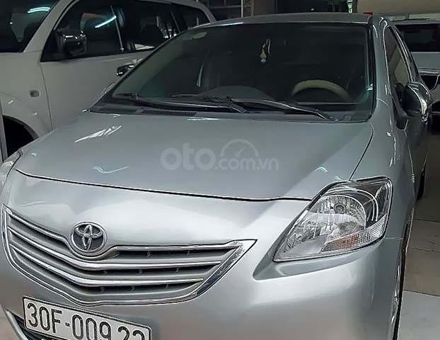 Xe cũ không dùng nên bán lại Toyota Vios MT sản xuất năm 2010, màu bạc0