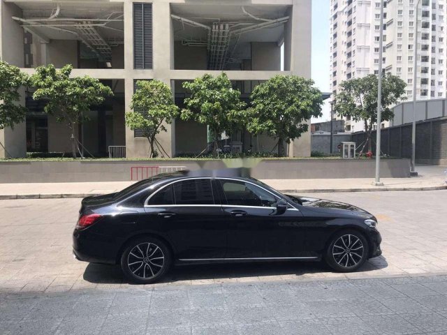 Bán Mercedes C200 năm 2019, màu đen, nhập khẩu  0