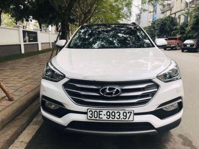 Bán Hyundai Santa Fe sản xuất 2017, màu trắng, giá tốt