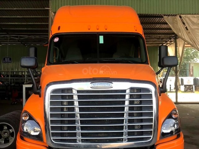 Xe đầu kéo Mỹ Freightliner Cascadia Evolution nhập khẩu 0