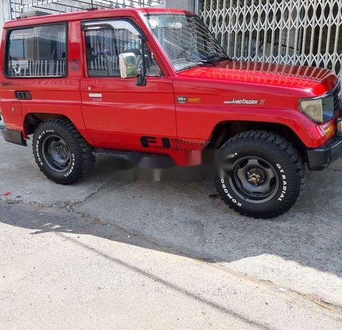 Bán xe Toyota Land Cruiser năm 1991, màu đỏ, nhập khẩu