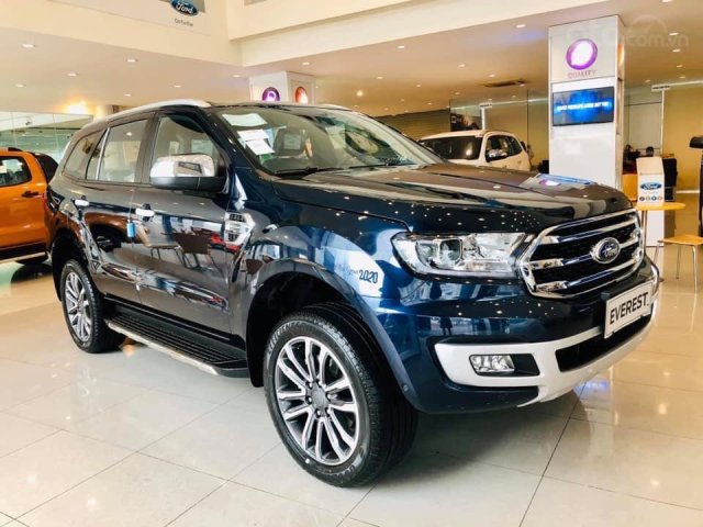 Yên Bái, bán Ford Everest Titanium 2 cầu, số tự động 2020, bản nâng cấp, sẵn xe, giá tốt giao toàn quốc  