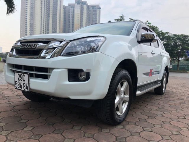 Cần bán xe Isuzu Dmax 4x4AT đời 2016, nhập khẩu nguyên chiếc0