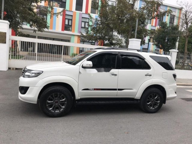 Cần bán xe Toyota Fortuner AT Spostivo TRD năm 2015, màu trắng như mới