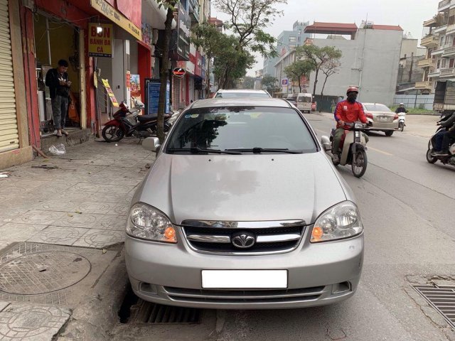 Bán ô tô Daewoo Lacetti sản xuất năm 2009, 200 triệu