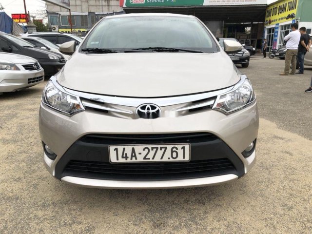 Bán ô tô Toyota Vios sản xuất năm 2017, màu vàng xe gia đình0