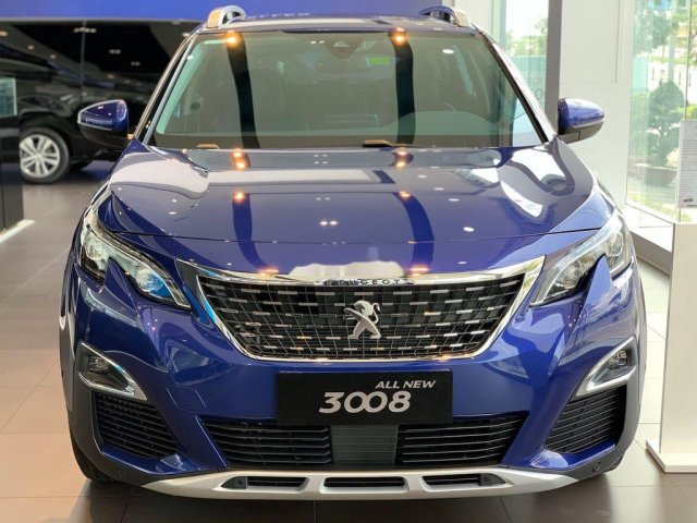 Cần bán Peugeot 3008 2019, màu xanh lam0