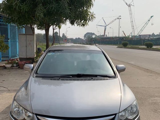 Bán Honda Civic 1.8 AT đời 2008, màu bạc xe gia đình0