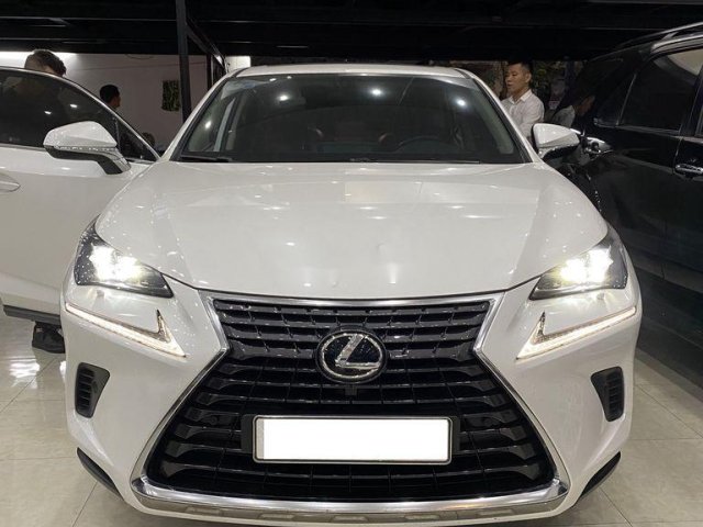 Cần bán gấp Lexus NX đời 2018, màu trắng, xe nhập đẹp như mới