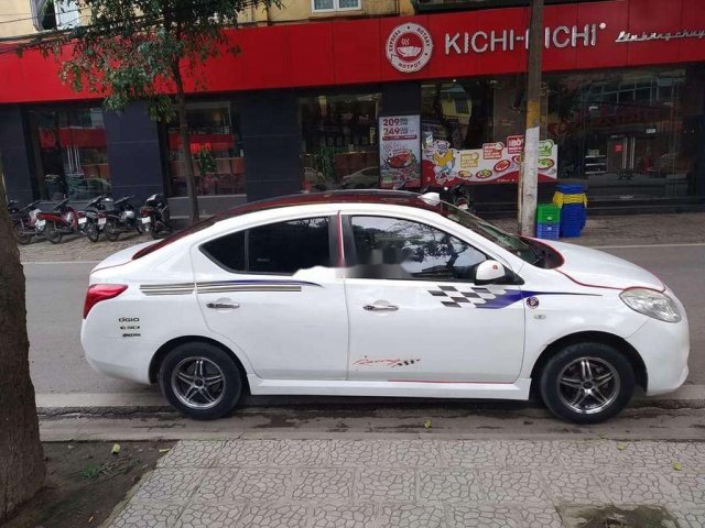 Xe Nissan Sunny MT đời 2015, màu trắng, nhập khẩu nguyên chiếc