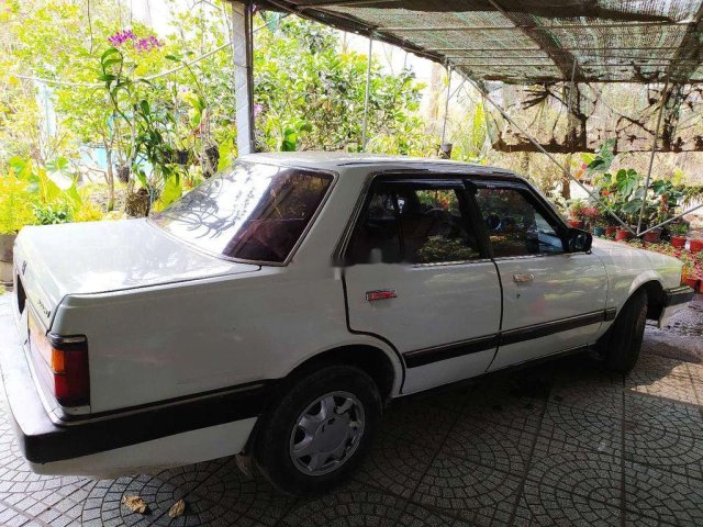 Thanh lý xe cổ Honda Accord năm 1985, màu trắng, nhập khẩu, 30tr