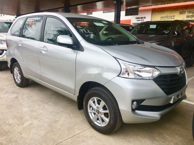 Bán ô tô Toyota Avanza 2020, màu bạc, nhập khẩu