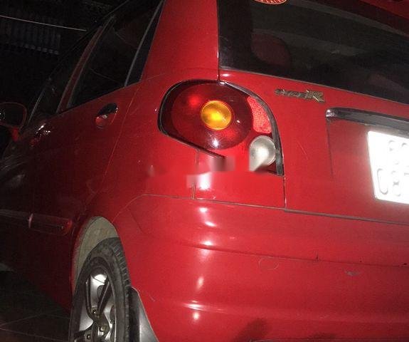 Cần bán lại xe Daewoo Matiz năm sản xuất 2002, màu đỏ