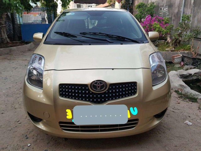 Bán Toyota Yaris Verso năm sản xuất 2007, màu vàng, xe nhập, 265 triệu