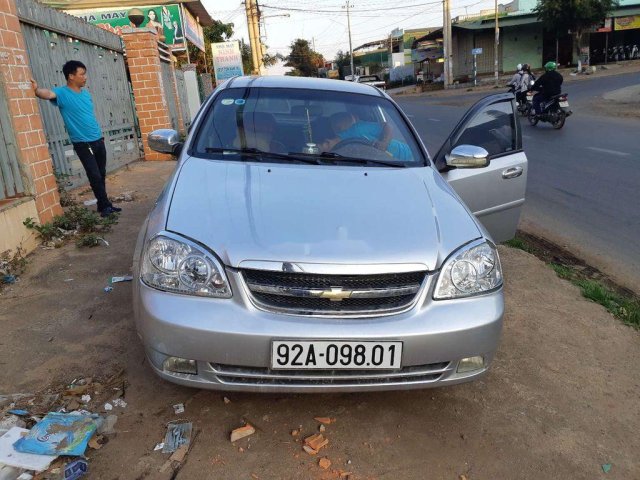 Cần bán xe Chevrolet Lacetti năm 2012, màu bạc, xe nhập