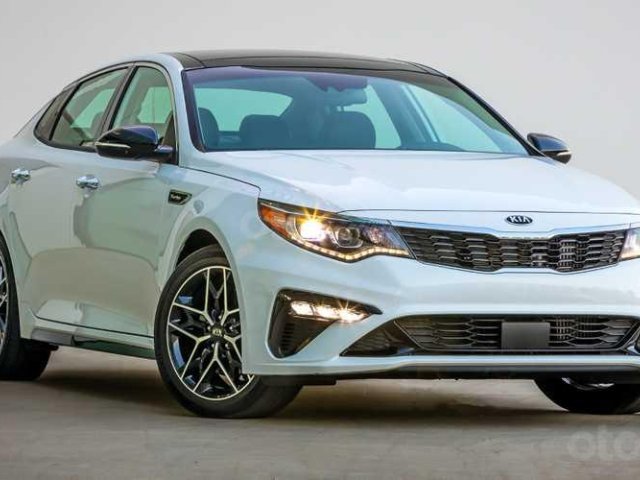 Kia Phú Mỹ Hưng - Cần bán xe Kia Optima 2.0 AT đời 2020, màu trắng