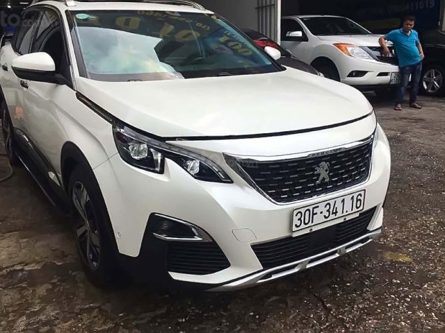 Bán xe Peugeot 3008 2018, màu trắng