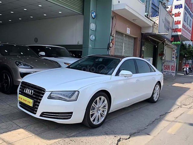 Bán xe Audi A8 3.0 sản xuất năm 2011, màu trắng, nhập khẩu nguyên chiếc