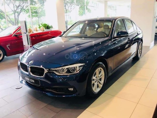 Cần bán xe BMW 320i GT High đời 2020, màu xanh lam, nhập khẩu nguyên chiếc0