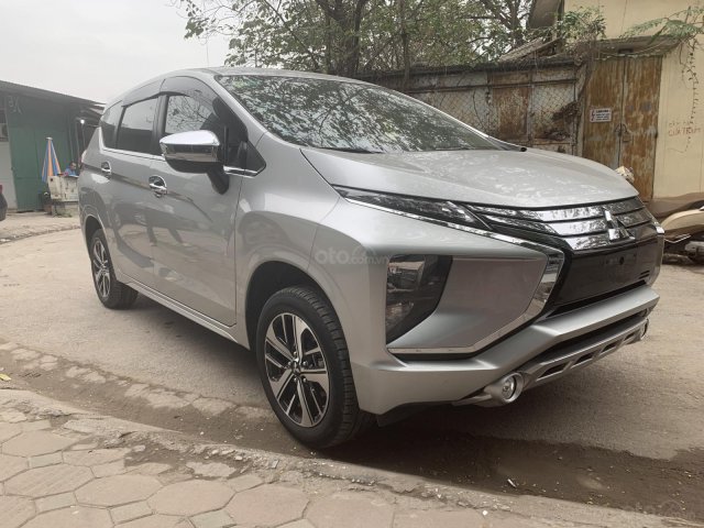 Cần bán nhanh chiếc Mitsubishi Xpander AT, đời 2019, xe nhập, giao nhanh