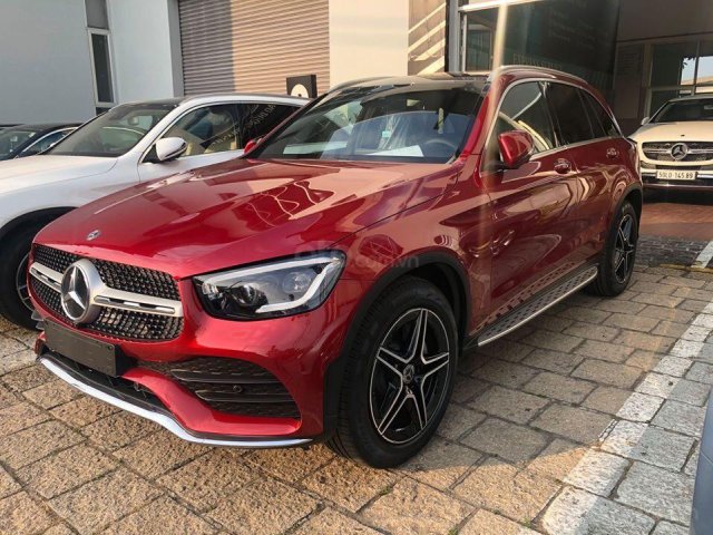 2021 new Mercedes-Benz GLC 300 4matic - màu đỏ giao ngay - ưu đãi tốt - bank hỗ trợ vay 80%