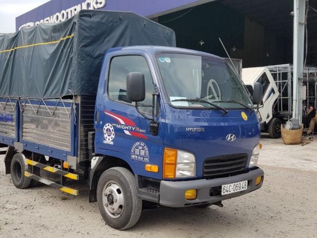 Hyundai N250 cũ thùng mui bạt 2,2 tấn đời 2018, chạy 40.000km