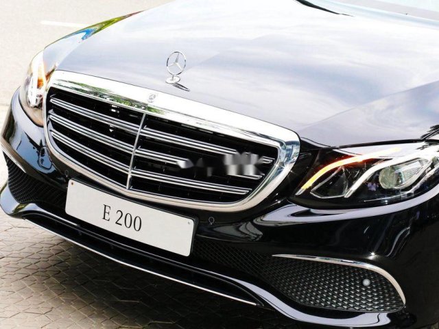 Bán ô tô Mercedes E200 năm sản xuất 2020, xe nhập