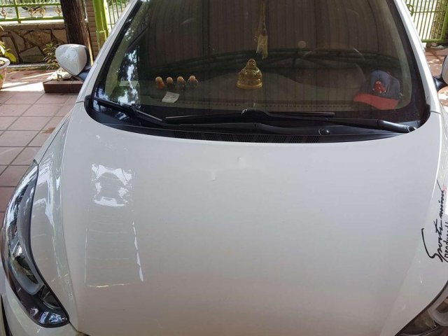 Bán ô tô Hyundai Elantra năm sản xuất 2015, xe nhập