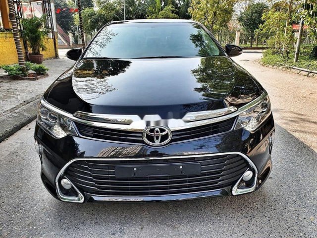 Bán Toyota Camry 2.5Q năm sản xuất 2018, xe đẹp không tì vết 