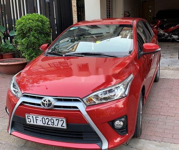 Cần bán xe Toyota Yaris năm sản xuất 2014, màu đỏ, nhập khẩu 