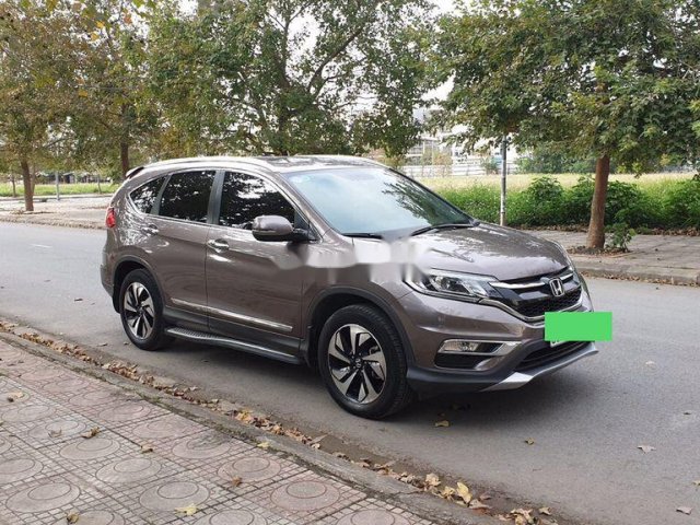 Cần bán lại xe Honda CR V đời 2017, màu nâu giá cạnh tranh