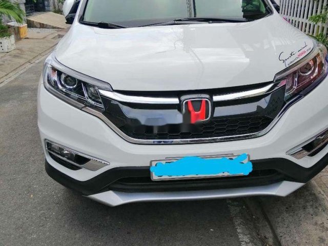 Bán Honda CR V 2.4 AT đời 2016, màu trắng xe gia đình, giá tốt