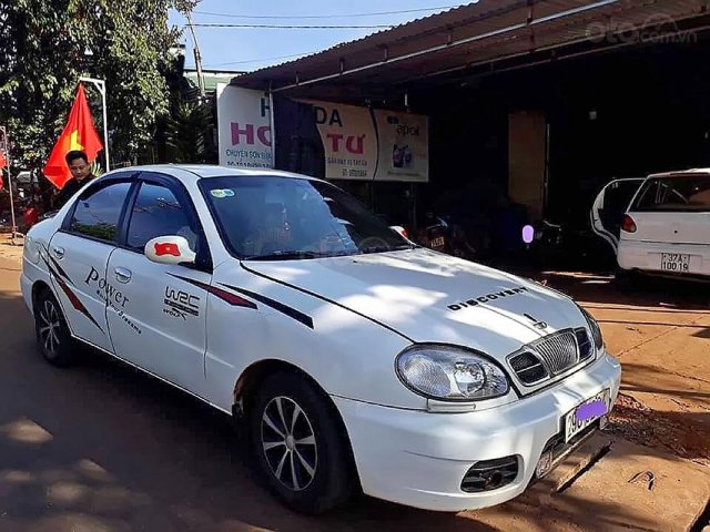 Cần bán Daewoo Nubira II 1.6 năm 2003, màu trắng, giá tốt0