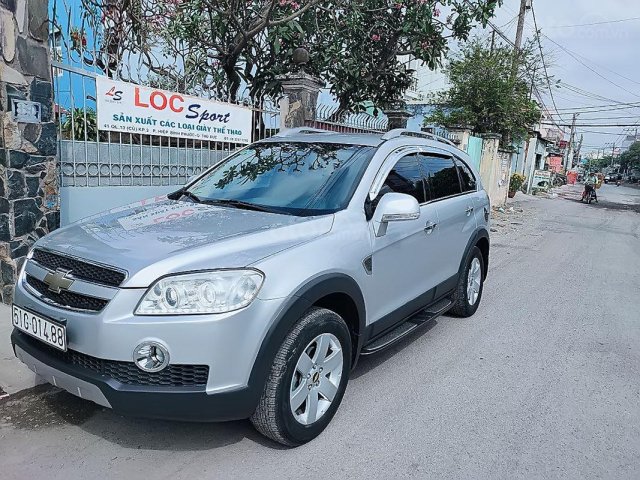 Cần bán xe Chevrolet Captiva sản xuất 2009, màu bạc, 280 triệu