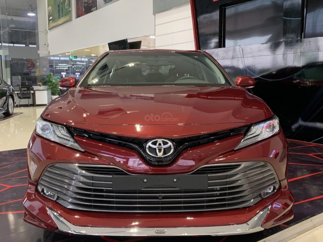 Cần bán Toyota Camry đăng ký 2020, nhập khẩu Thái Lan nguyên chiếc, giá tốt 1 tỷ 235 triệu đồng0