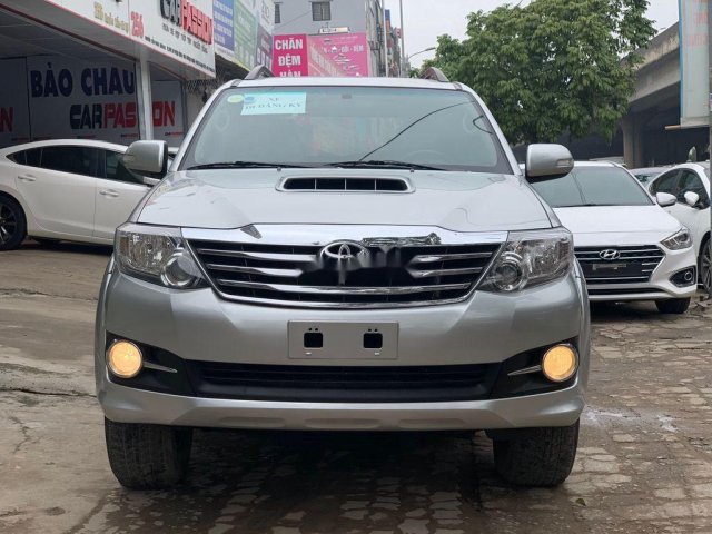 Cần bán lại xe Toyota Fortuner năm 20150