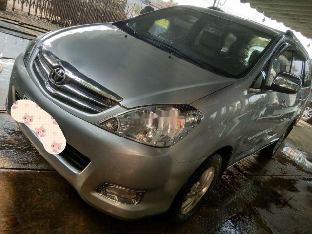 Cần bán xe Toyota Innova đời 2010, giá 345tr0