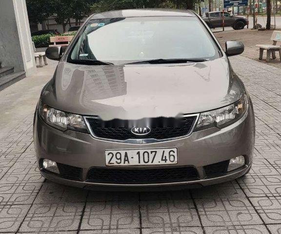 Cần bán gấp Kia Forte 1.6MT đời 2011, màu xám chính chủ