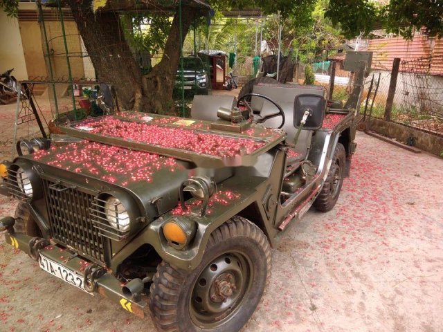 Cần bán xe Jeep A2 1982, nhập khẩu