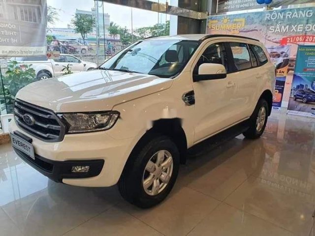 Bán ô tô Ford Everest năm 2019, số sàn, giá tốt0