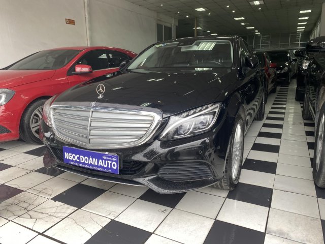 Mercedes Benz C class C250, SX 2015, ĐK lần đầu 2016, màu đen