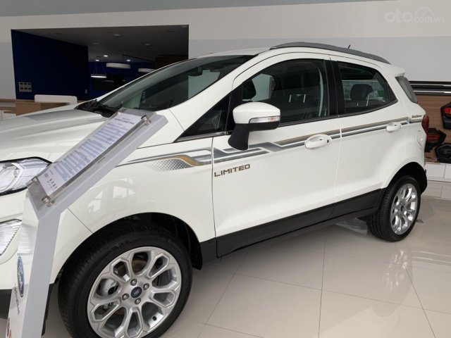 Ford Ecosport giảm giá cực sốc0