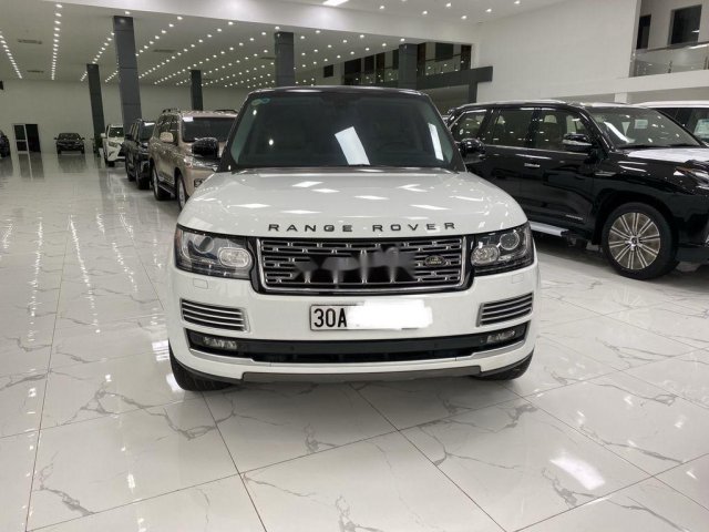 Cần bán LandRover Range Rover . sản xuất 2015, màu trắng, nhập khẩu